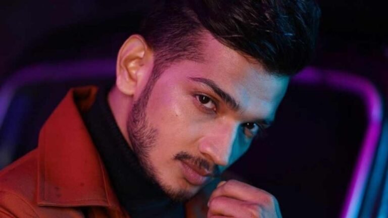 बिग बॉस की जीत के जश्न में अवैध ड्रोन का इस्तेमाल करने पर मुनव्वर फारुकी के खिलाफ एफआईआर दर्ज.