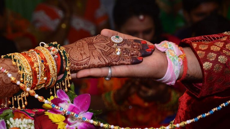 आखिर क्या होता है सपिंड विवाह?