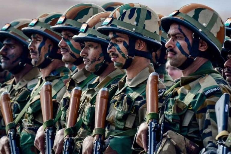 पीएम नरेंद्र मोदी के दौरे से पहले पाकिस्तान रेंजर्स ने जम्मू में अंतरराष्ट्रीय सीमा पर बीएसएफ पोस्ट पर गोलीबारी की.