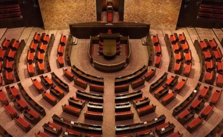 आखिर कौन-कौन से बड़े नेता हो रहे हैं राज्यसभा से रिटायर?