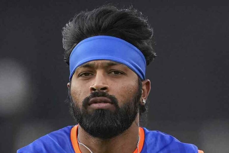 हार्दिक का रोहित की पत्नी और बेटी से झगड़ा, ऋत्विक ने क्या किया?