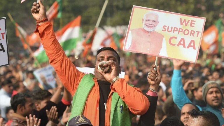 क्या नागरिकता संशोधन कानून पर लगाई जा सकती है रोक?