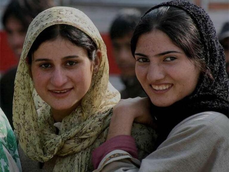 पहले से लेकर अब तक कितना बदल चुका है कश्मीर?