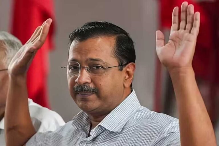 गिरफ्तारी के खिलाफ अरविंद केजरीवाल की याचिका पर सुप्रीम कोर्ट 15 अप्रैल को सुनवाई करेगा.
