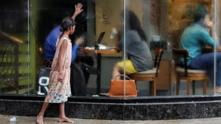 क्या देश में बढ़ रहे हैं अमीरी गरीबी के विवाद?