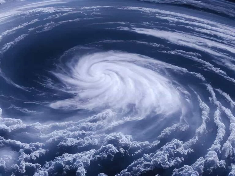 बंगाल में आए रेमल चक्रवात का कितना होगा असर ?