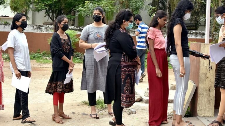 क्या नीट की एग्जाम में थी कई खामियां ?