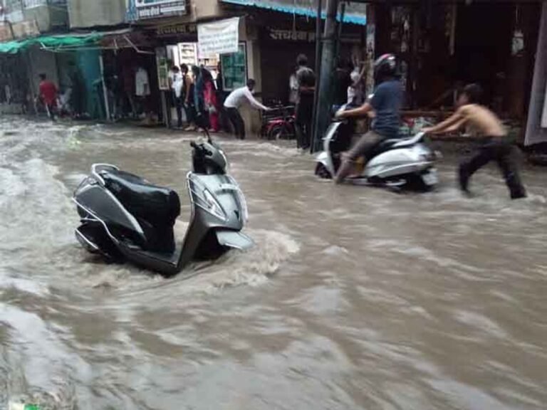 जब जोधपुर में ट्यूब पर सवार हुई पुलिस!