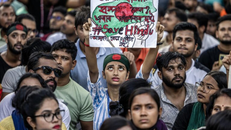 अब बांग्लादेश में डेढ़ करोड़ हिंदुओं का क्या होगा?