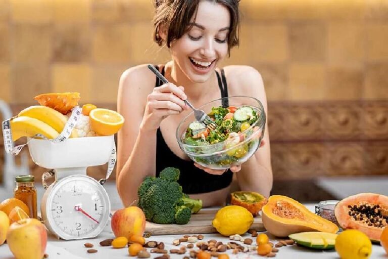 चावल से लेकर अंडे तक घर का खाना भी अपच का कारण बन सकता है