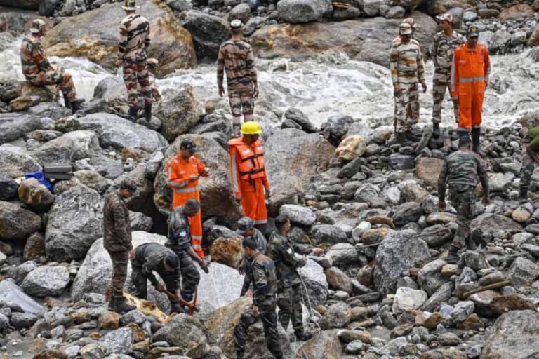 हिमाचल प्रदेश में बादल फटने से फिर 13 लोगों की मौत.