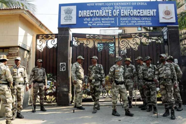 सीबीआई ने रिश्वत लेने के आरोप में ईडी के एक सहायक निदेशक को गिरफ्तार किया.