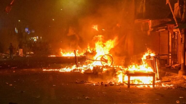 आखिर बंगाल में क्यों बढ़ रही है इतनी हिंसा?