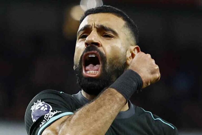 टीम के फुटबॉलर को रेड कार्ड आर्सेनल के नाराज कोच ने कहा, ”इस बार लीग में होगा 100 मैचों में रेड कार्ड .