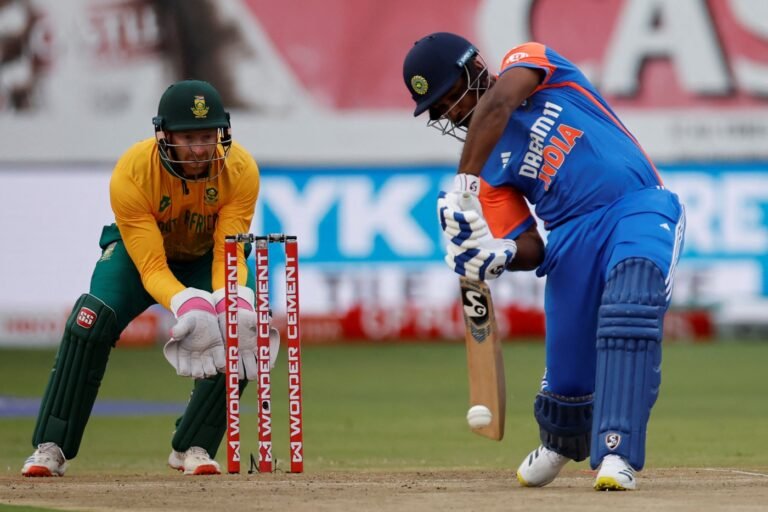SA look to break spin stranglehold while India worry about depth