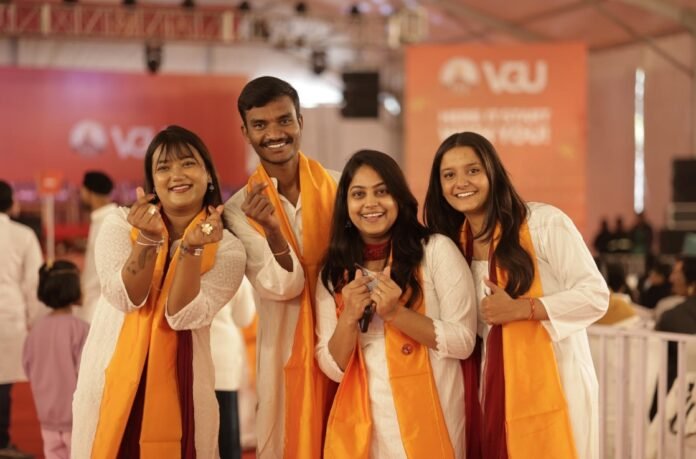 Mother Receives Degree Alongside Her Daughter at Vivekananda Global University's 9th Convocation, Inspires Thousands